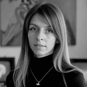 Ivona Tau